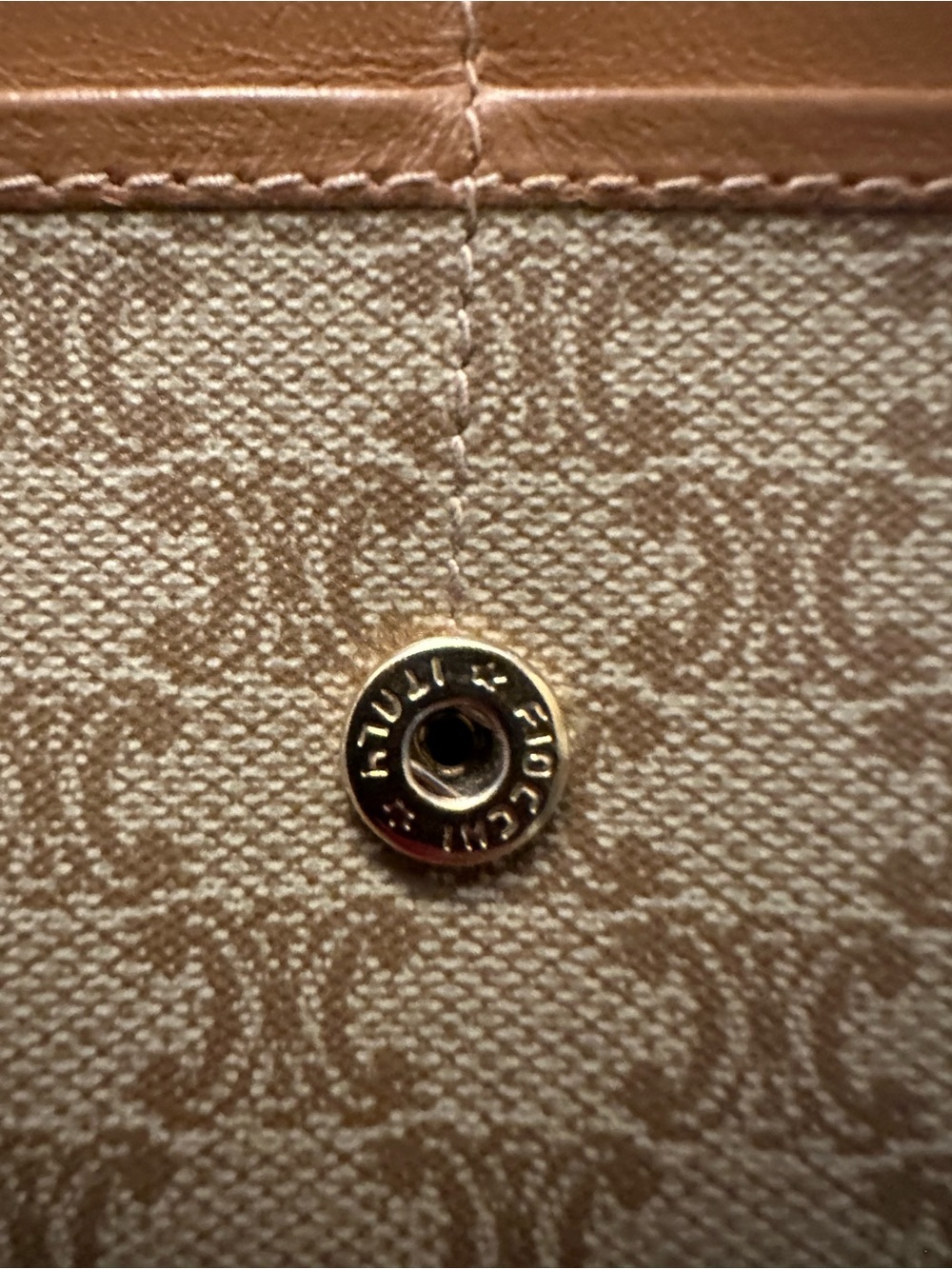 Vintage CELINE Macadam Triomphe Bifold Wallet Beige Coated Canvas - Picture 4 of 14
